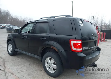 2012 Ford Escape Xlt z USA, uszkodzony, nr VIN 1FMCU0D73CKC07057